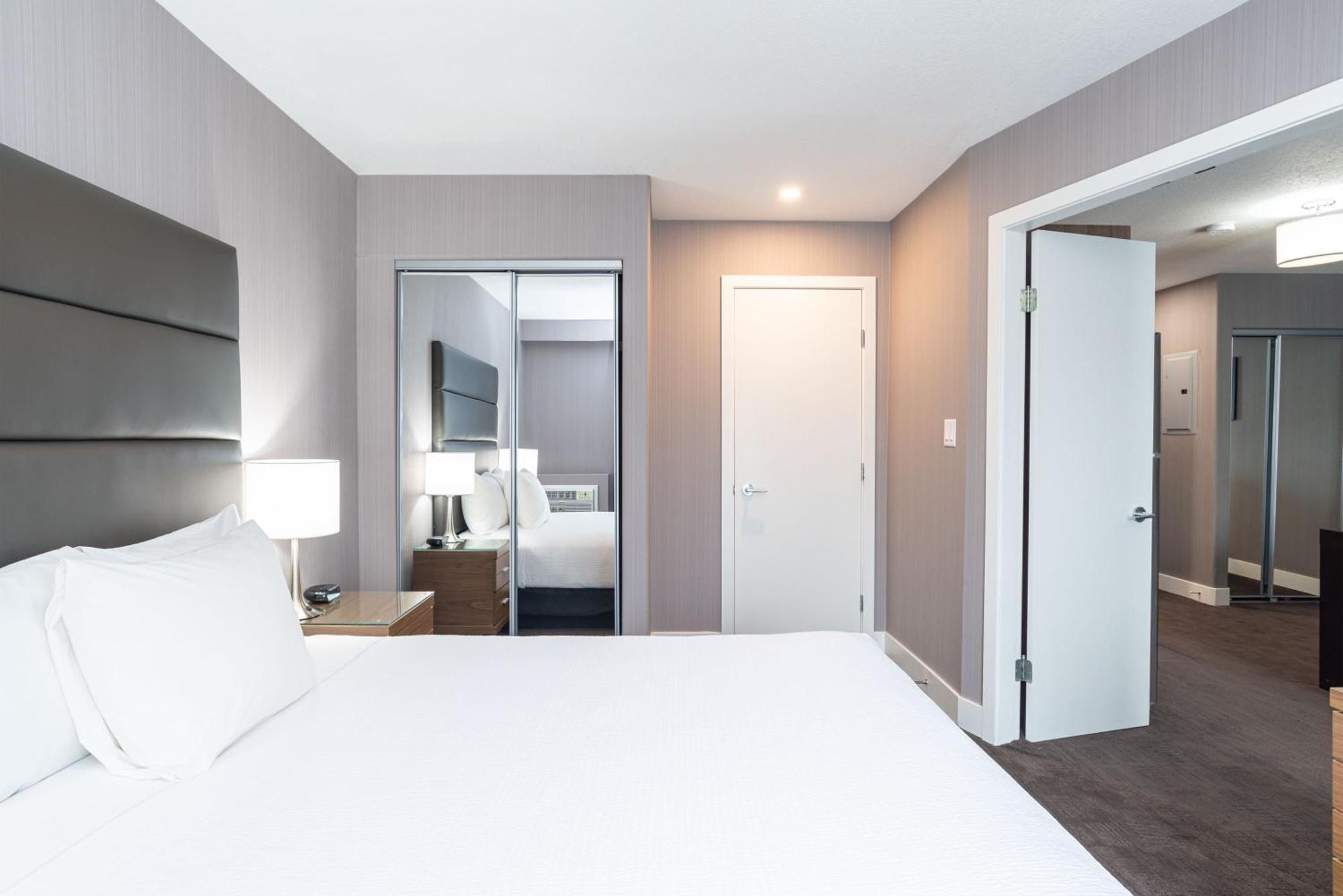 Sandman Hotel גראנדה פראירי מראה חיצוני תמונה